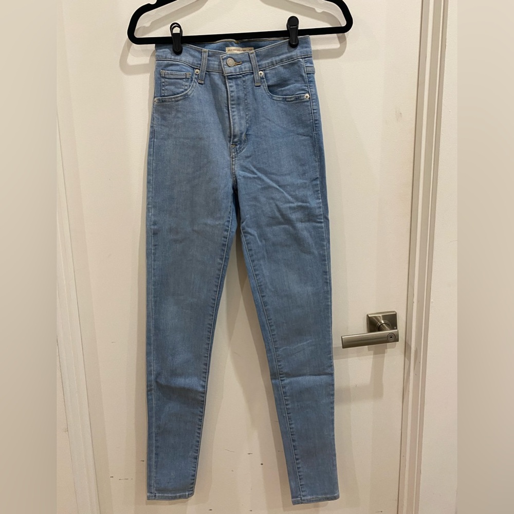 Levi’s Mile High Super Skinny Jeans